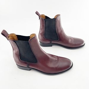 Frye Chelsea Boots Women's Size 7.5 Burgundy Red Ankle Heeled Round Toe